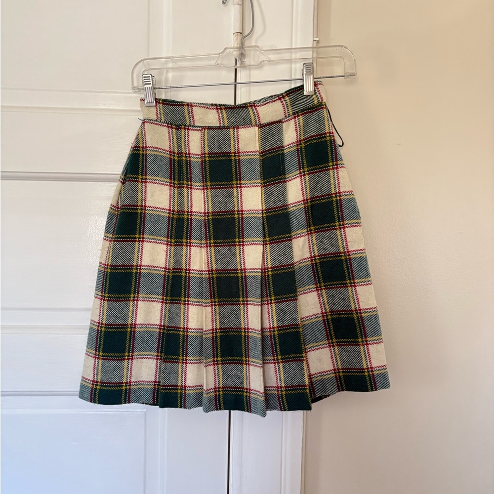 Pleated Plaid Skirt in Green and Cream